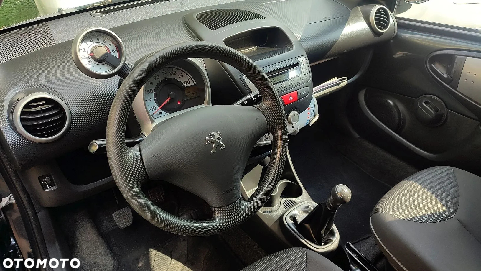 Peugeot 107 1.0 Trendy Euro5 - 14