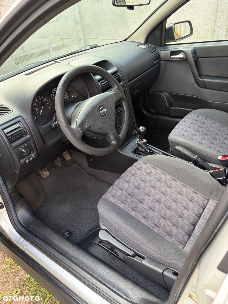 Opel Astra 1.6 16V Dream - 6