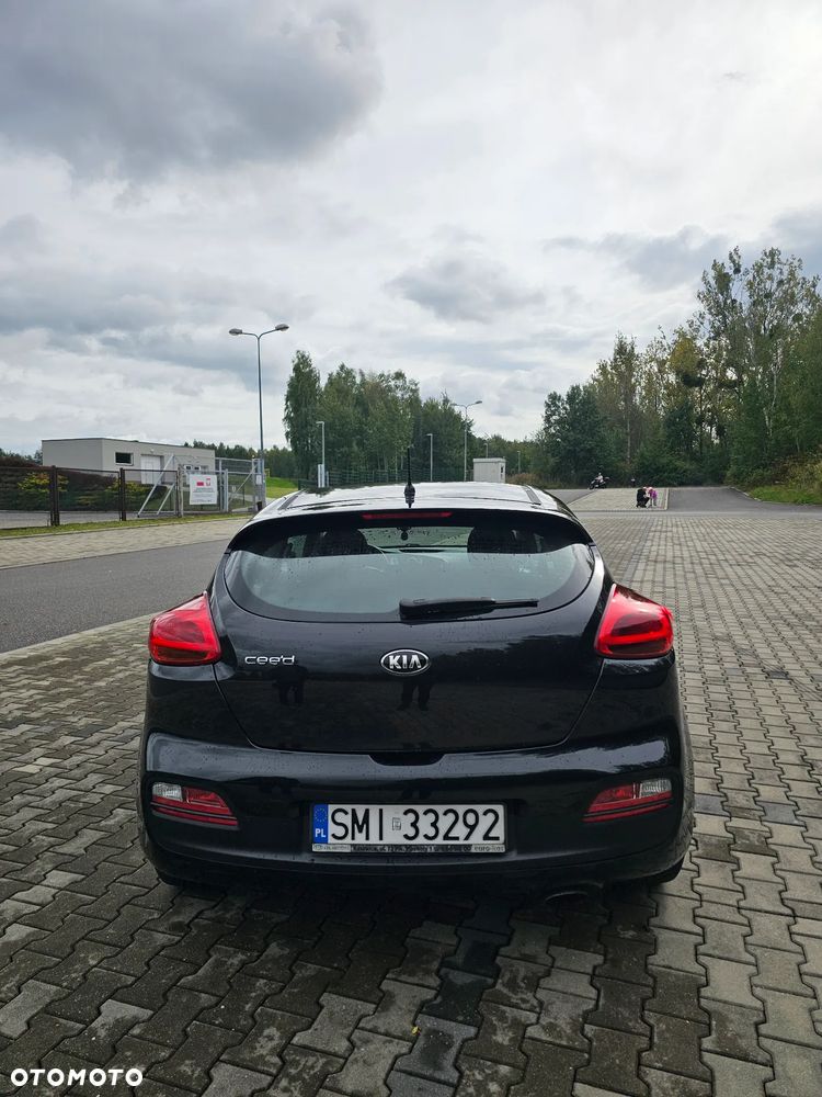 Kia Ceed 1.6 GDI L - 6