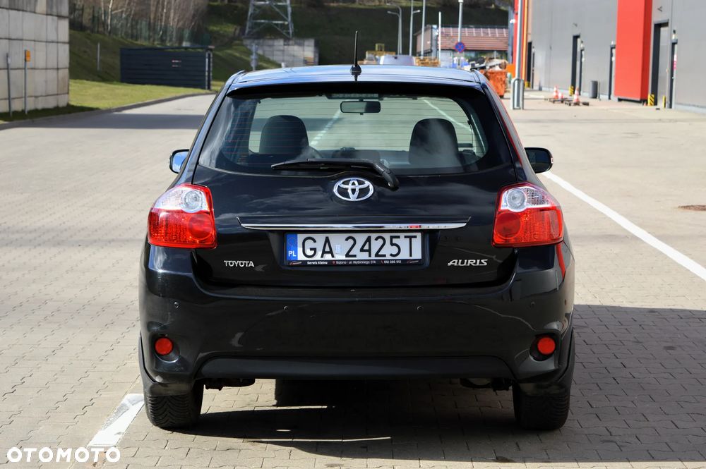 Toyota Auris 1.33 VVT-i Active - 28