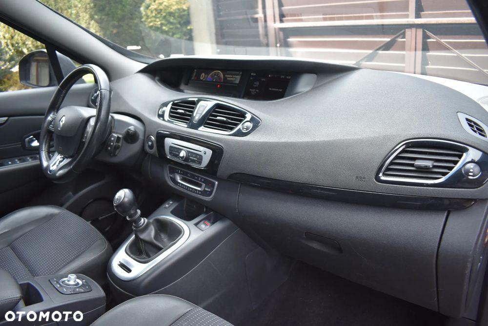 Renault Scenic Energy dCi 130 Start & Stop Bose Edition - 23