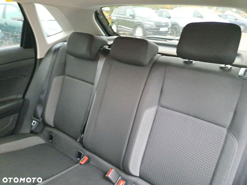 Volkswagen Polo - 17