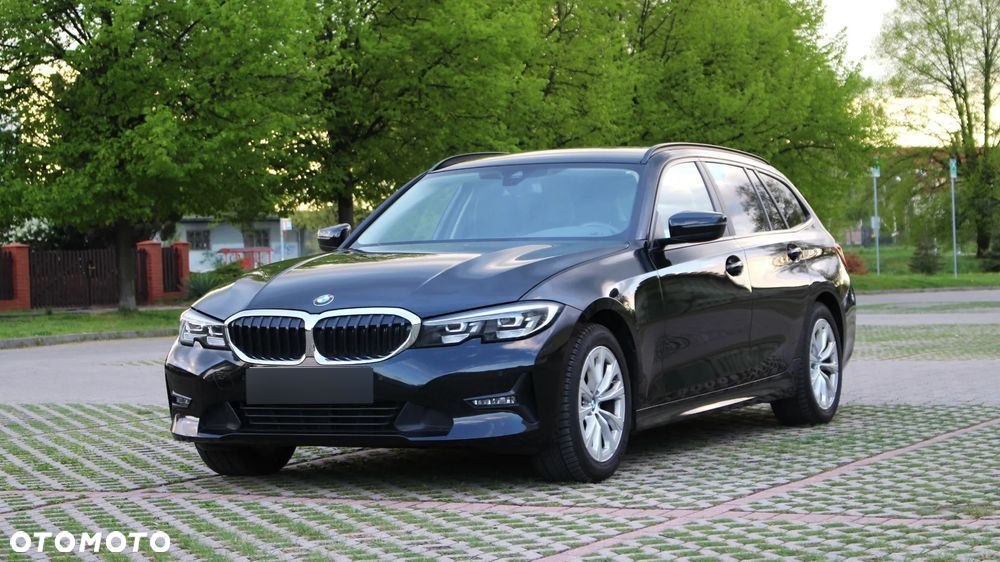 BMW Seria 3 318d Touring Advantage - 7