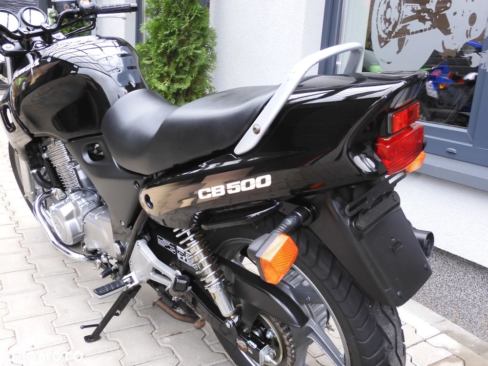 Honda CB - 27