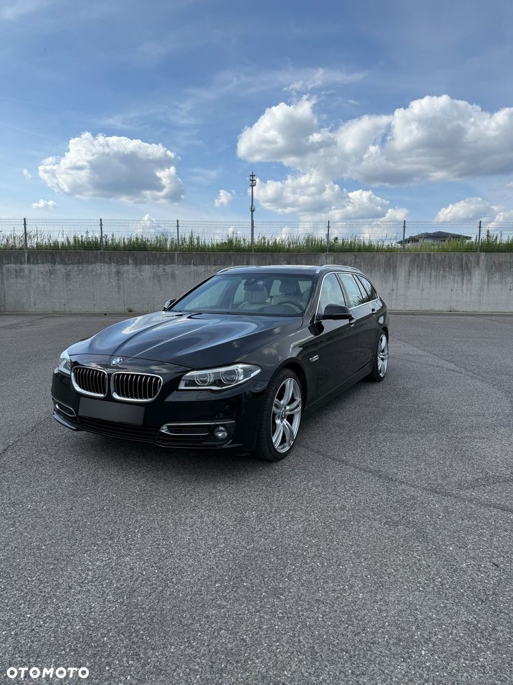 BMW Seria 5 530d xDrive Luxury Line - 1
