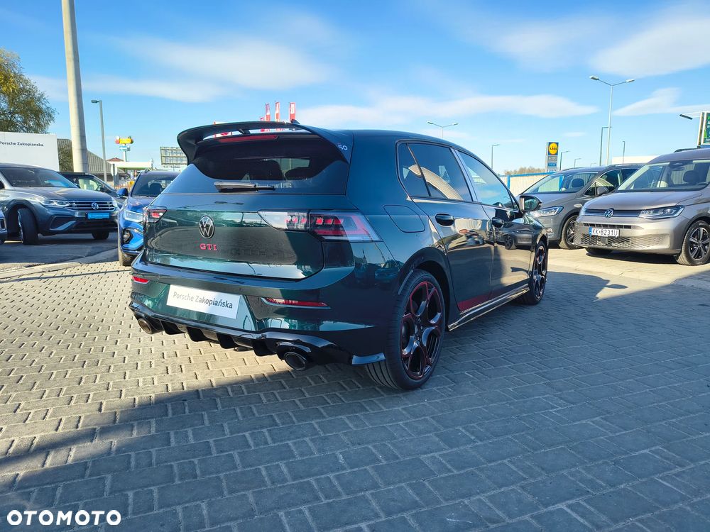Volkswagen Golf - 5