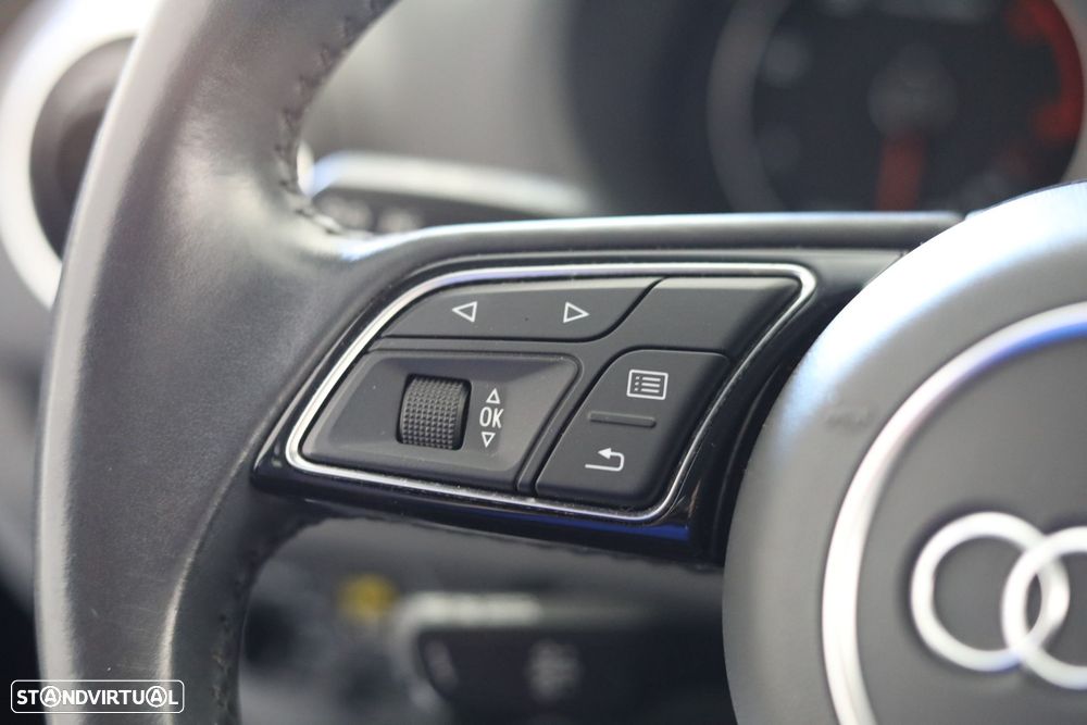 Audi A3 Sportback 2.0 TDI - 23
