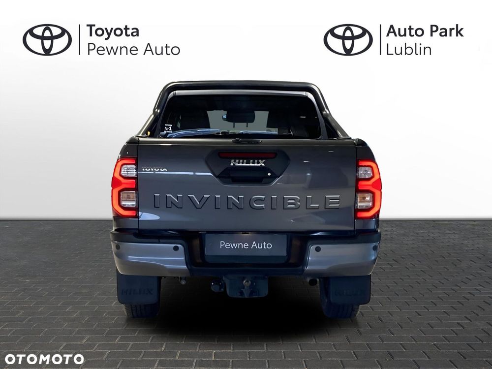 Toyota Hilux 2.8 D-4D mHEV Double Cab Invincible 4x4 - 5