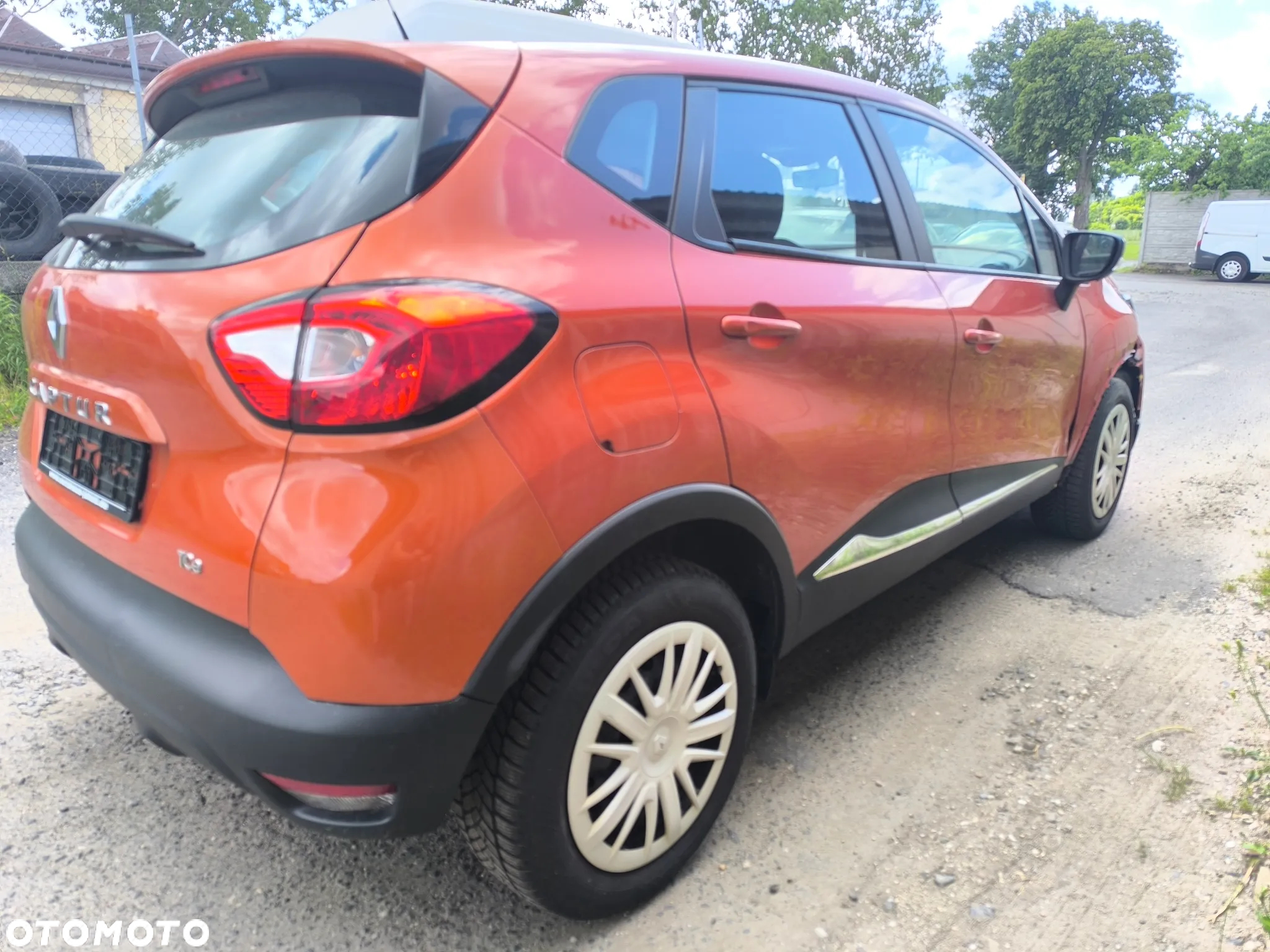 Renault Captur (ENERGY) TCe 90 BOSE EDITION - 5