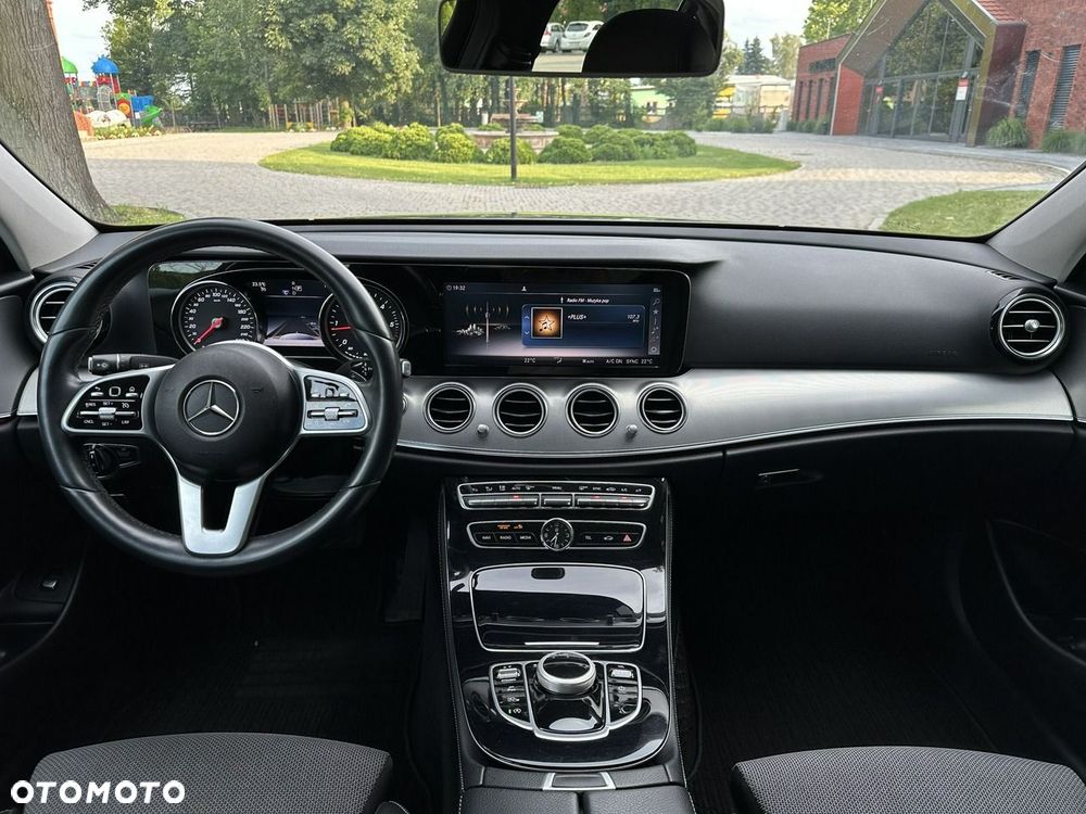Mercedes-Benz Klasa E - 13