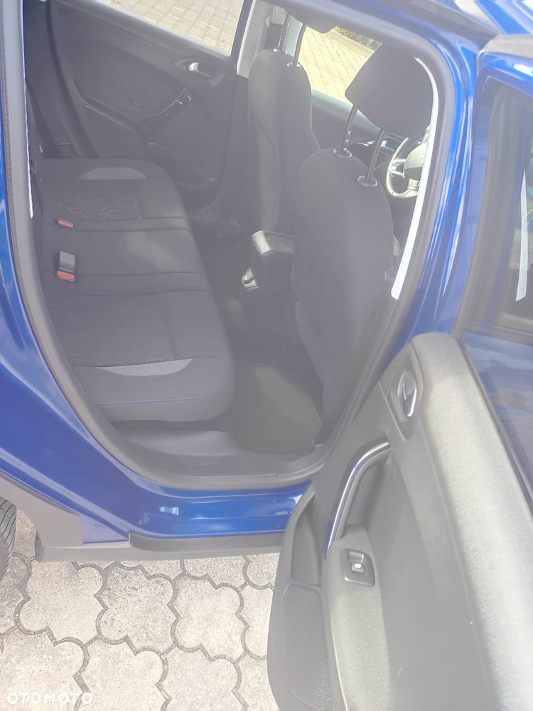 Peugeot 2008 PureTech 110 GPF Stop&Start EAT6 Signature - 16