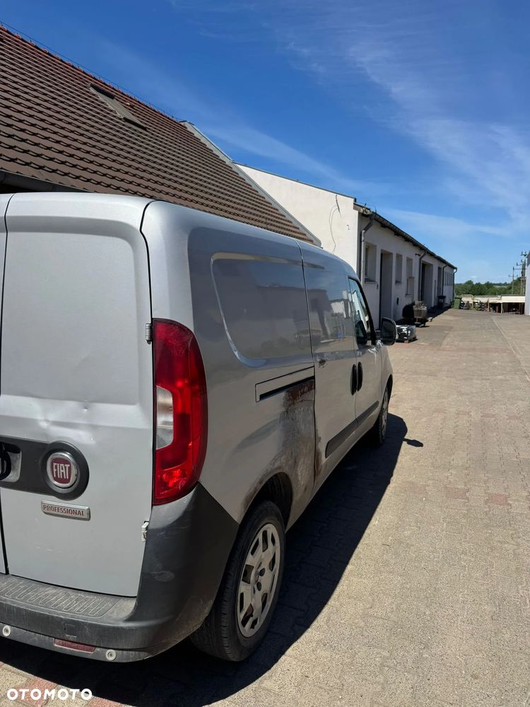 Fiat Doblo 1.4 16V Easy - 8