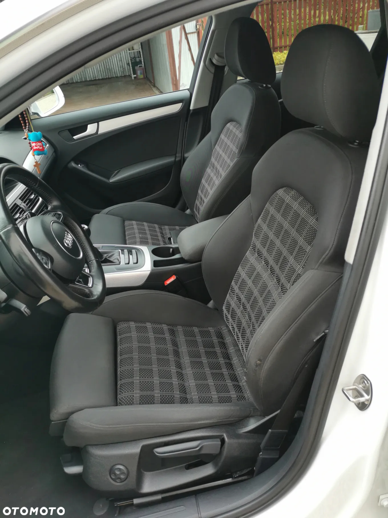 Audi A4 Avant 2.0 TDI 120g DPF Attraction - 13