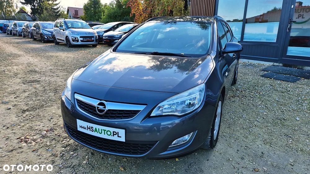 Opel Astra 1.4 Turbo Exklusiv - 3