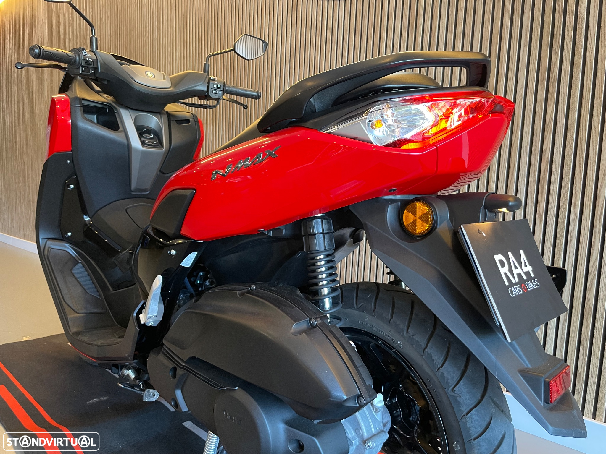 Yamaha NMAX - 20
