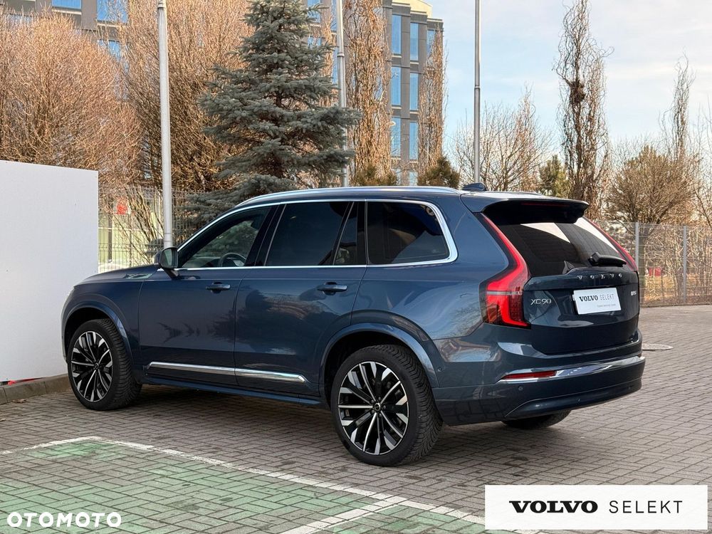 Volvo XC 90 - 8
