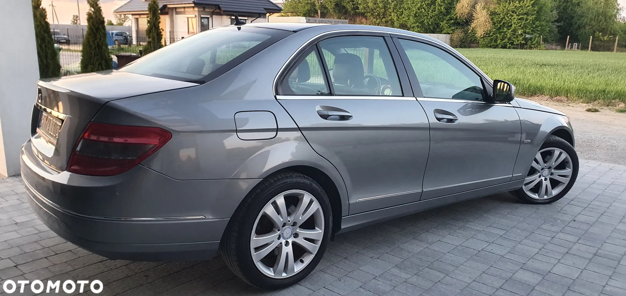 Mercedes-Benz Klasa C - 25