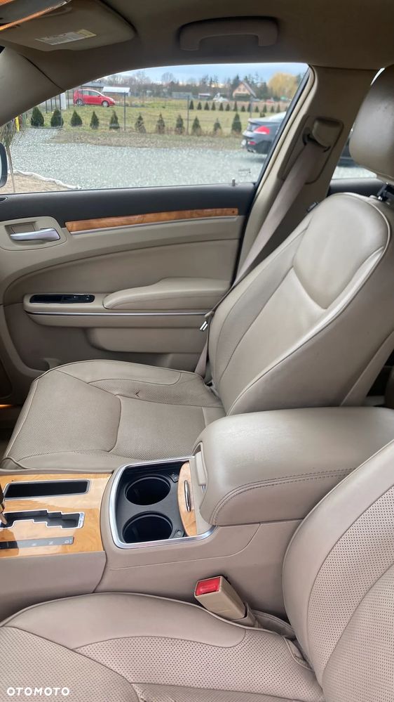 Lancia Thema 3.0CRD Platinum - 9