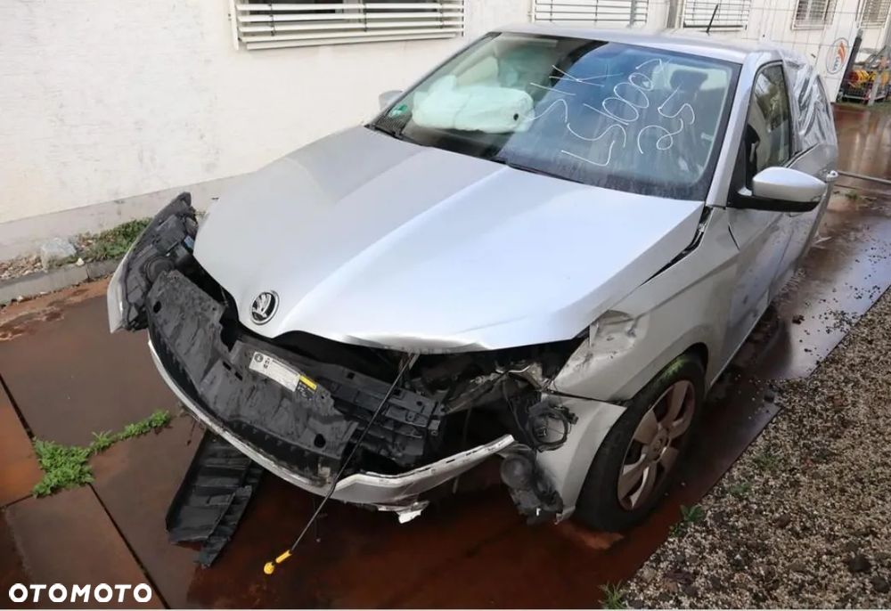 Skoda Fabia 1.0 MPI Ambition - 2
