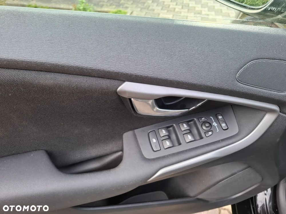 Volvo V40 2016