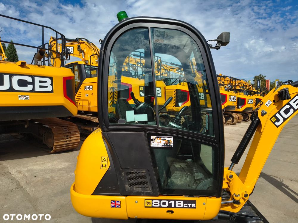 JCB 8018 - 9