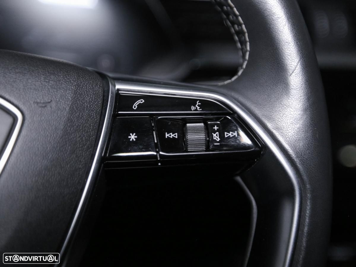 Audi e-tron 50 quattro S line - 23