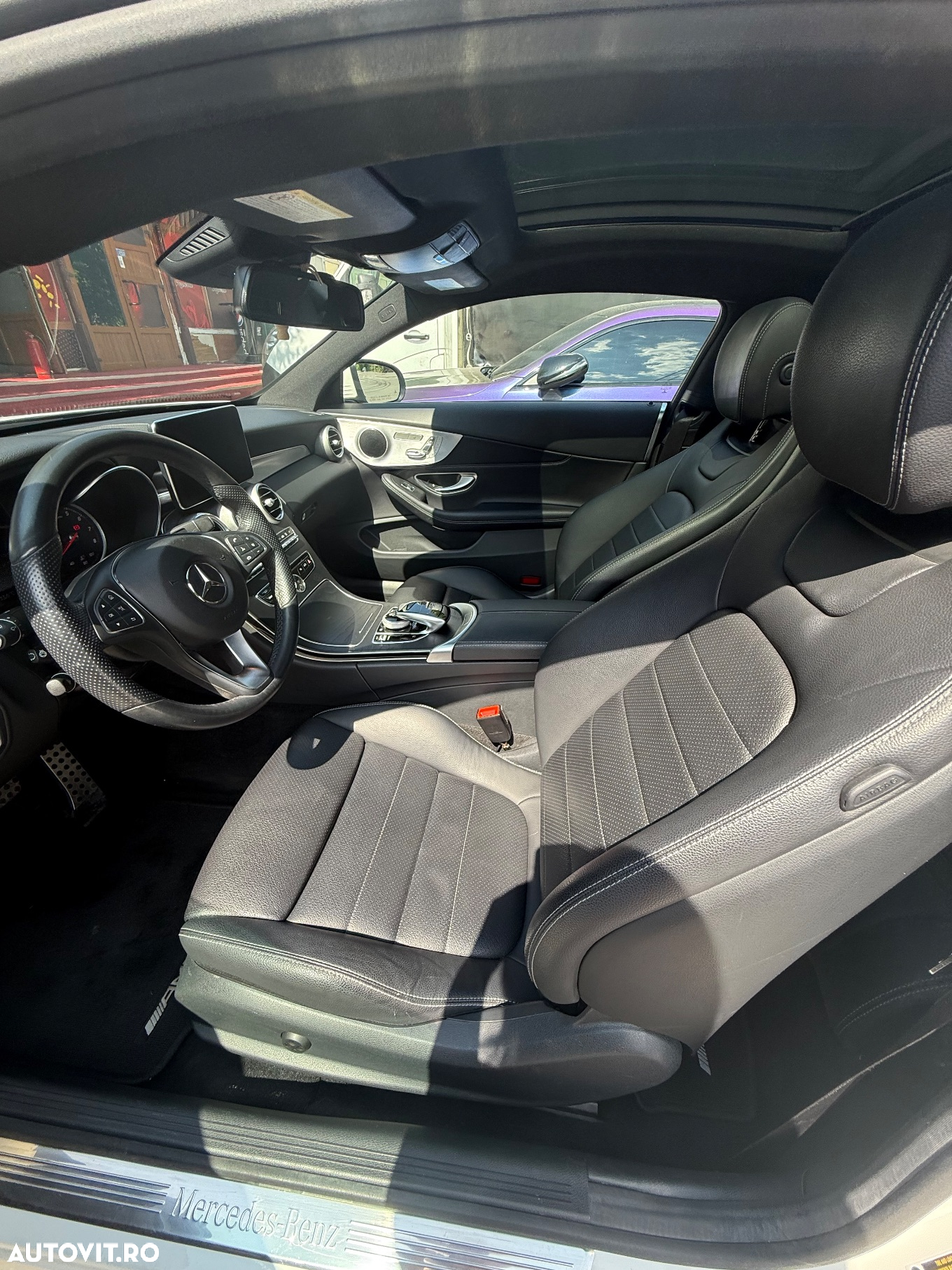 Mercedes-Benz C 300 Coupe Aut. - 10