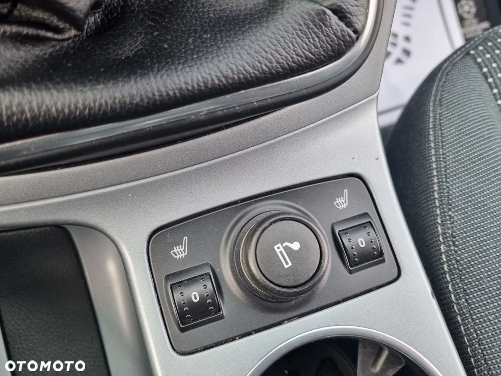 Ford C-MAX 1.0 EcoBoost Start-Stopp-System Champions Edition - 24