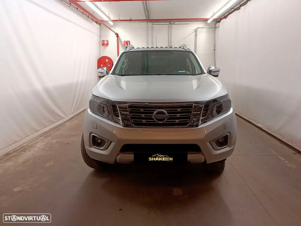 Nissan Navara 2.3 dCi CD 4WD Tekna Auto - 2