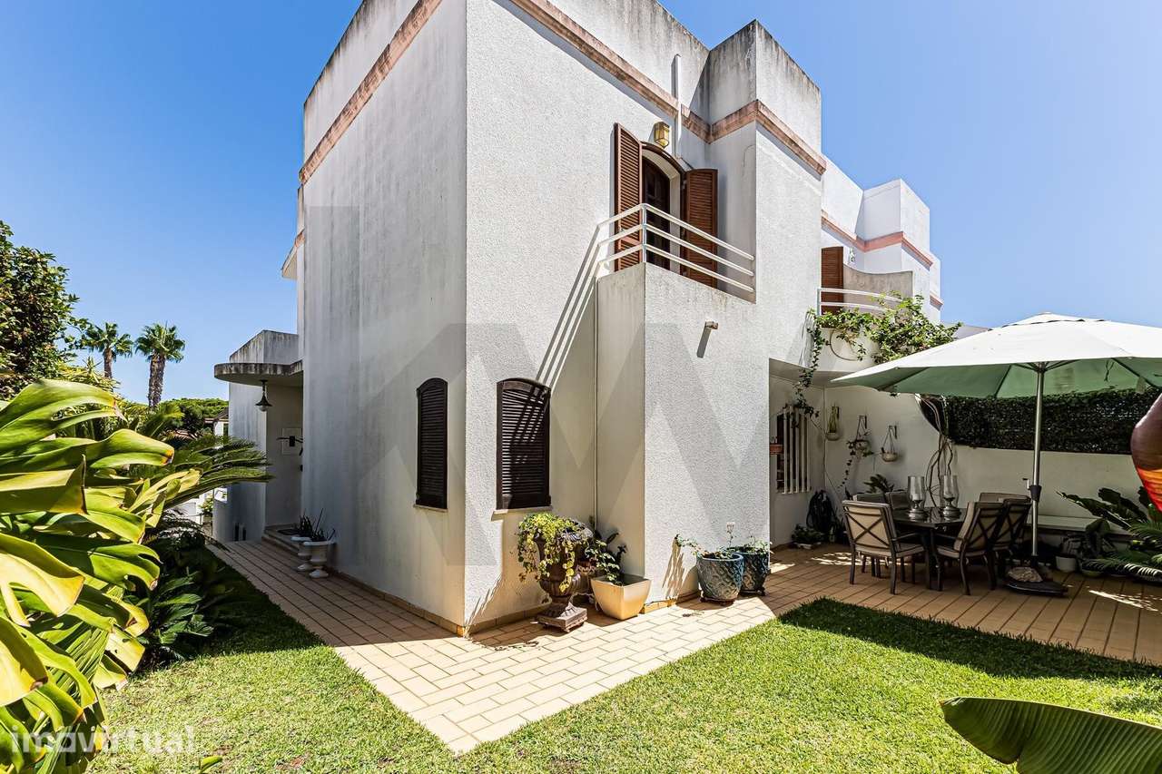 Moradia Geminada T4 com garagem em Vilamoura - Grande imagem: 2/24