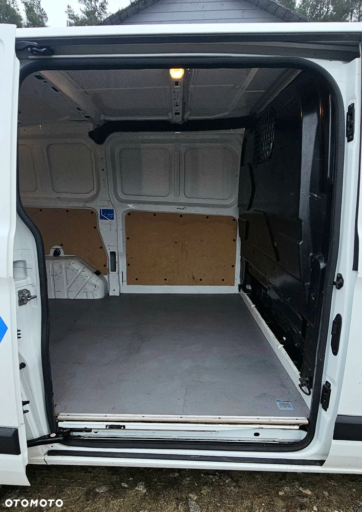 Ford Transit Custom - 10