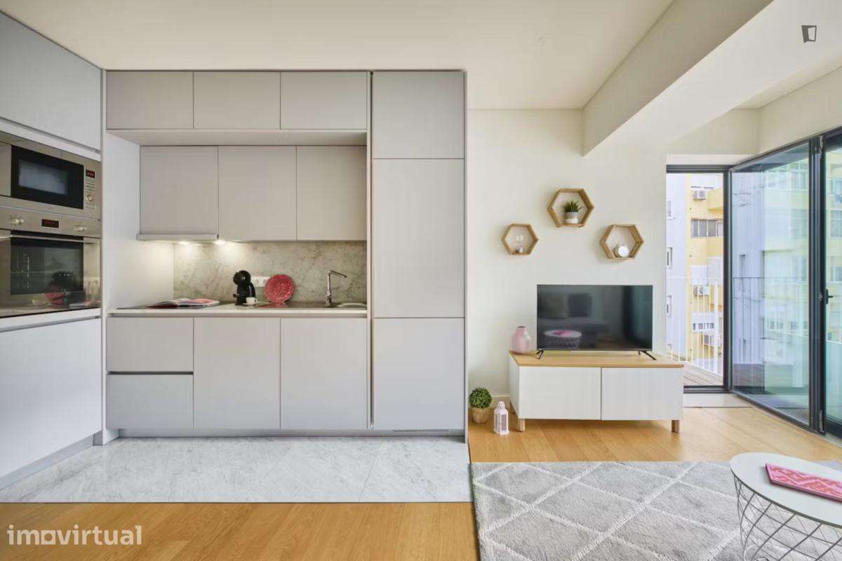 Apartamento com 1 quartos - localizado em Picoas Lisbon - Grande imagem: 3/32