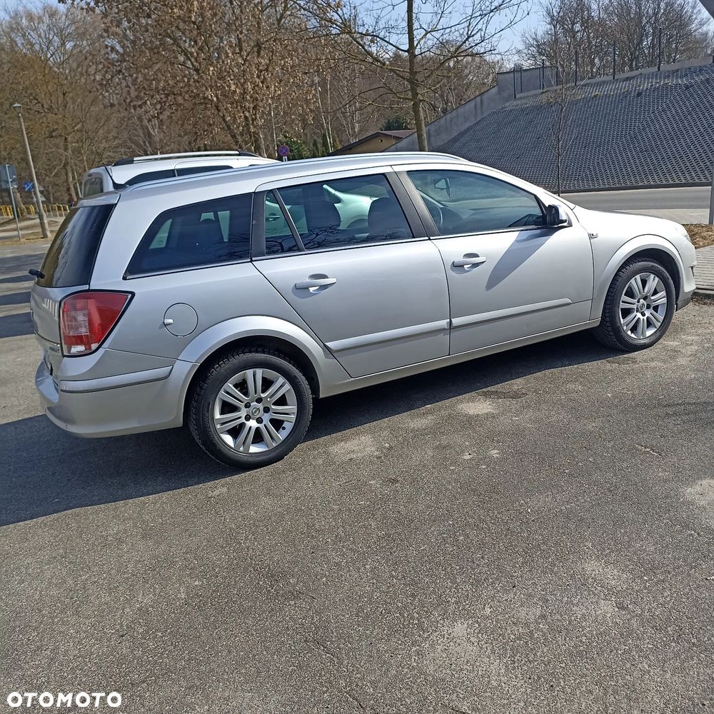 Opel Astra 1.7 CDTI ecoFLEX - 8