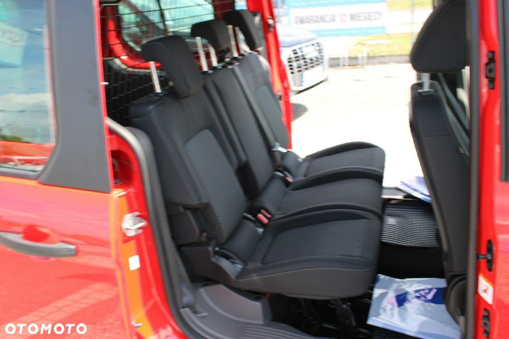 Ford Transit Connect - 31