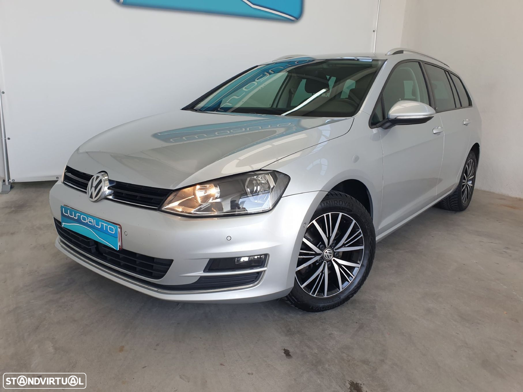 VW Golf Variant 1.6 TDi BlueMotion Allstar - 3