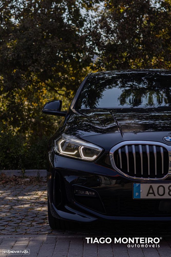 BMW 116 d Pack Desportivo M - 9