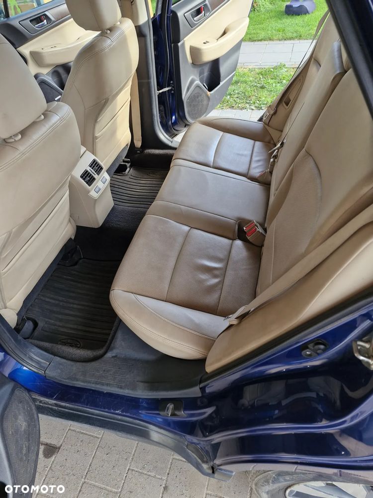 Subaru Outback - 14