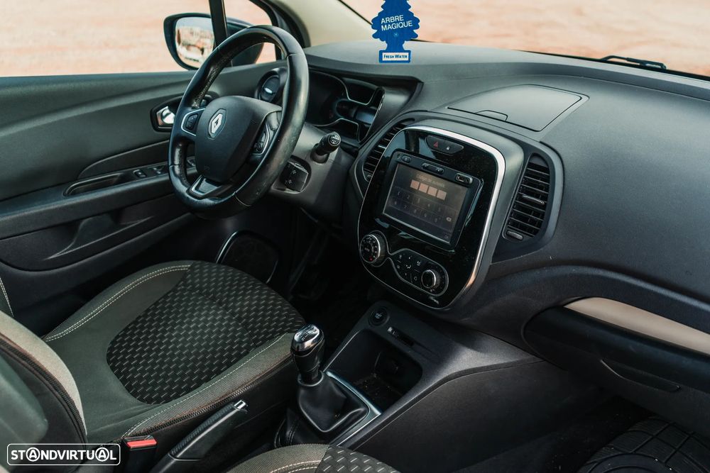Renault Captur 0.9 TCE Exclusive - 19