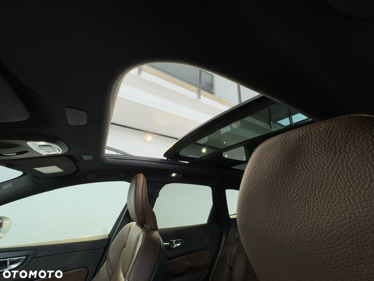 Volvo XC 60 - 22