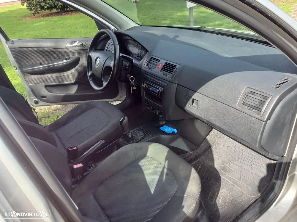 Skoda Fabia Break 1.2 Attractive - 17