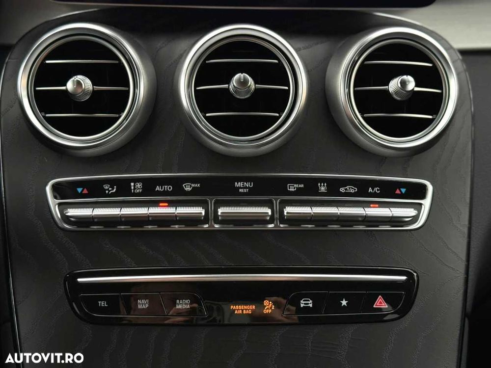 Mercedes-Benz GLC - 30