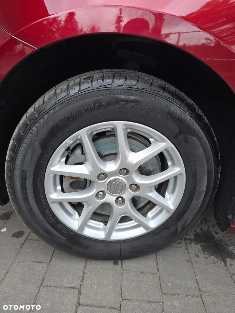 Chrysler Pacifica - 12