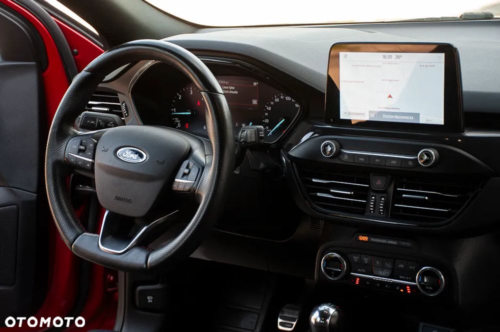 Ford Focus - 8