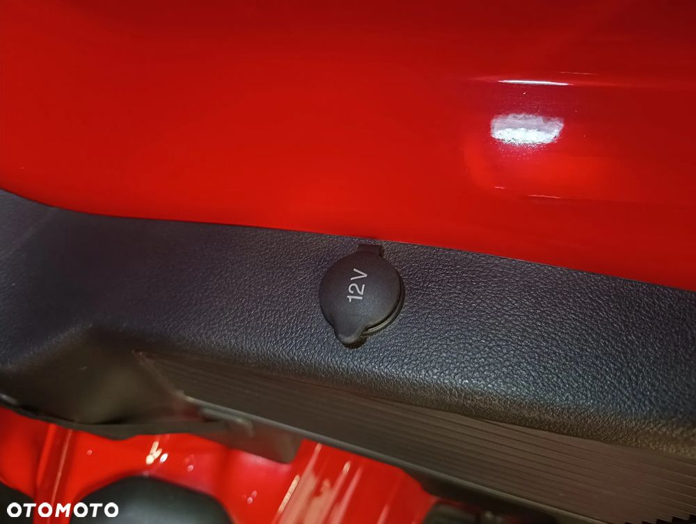 Ford Transit Courier - 9