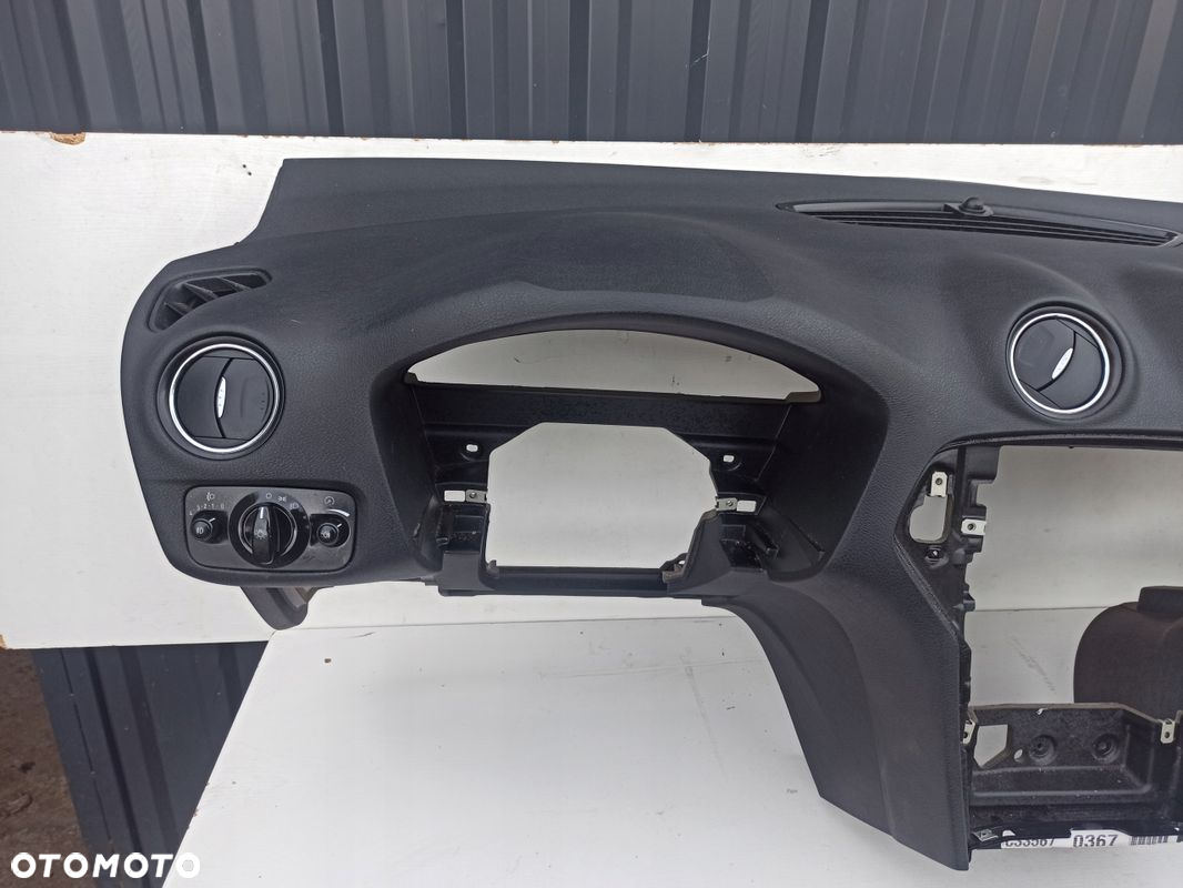 Deska rozdzielcza konsola kokpit FORD MONDEO MK4 07-10 Europa - 2