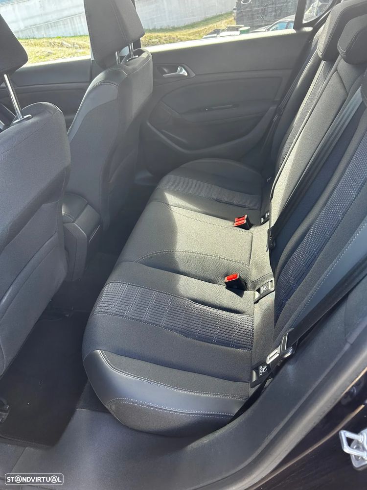 Peugeot 308 - 16
