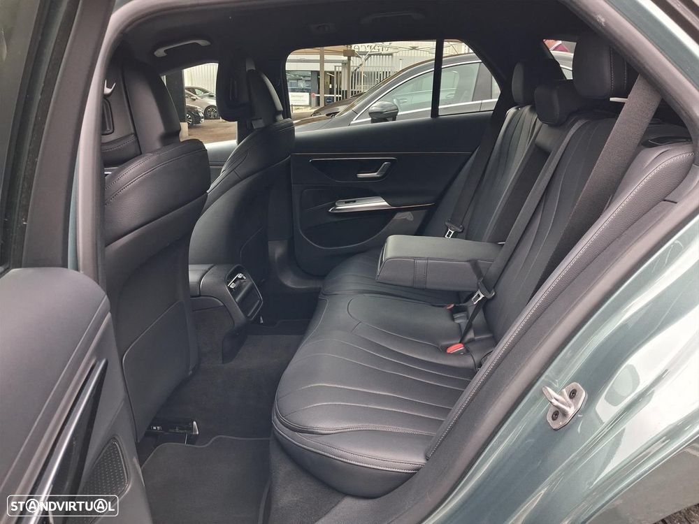 Mercedes-Benz E 300 - 11