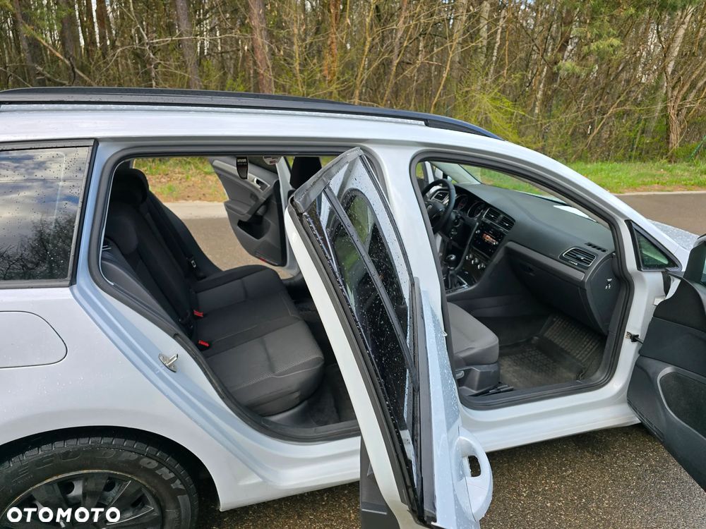 Volkswagen Golf 1.6 TDI CityLine - 19