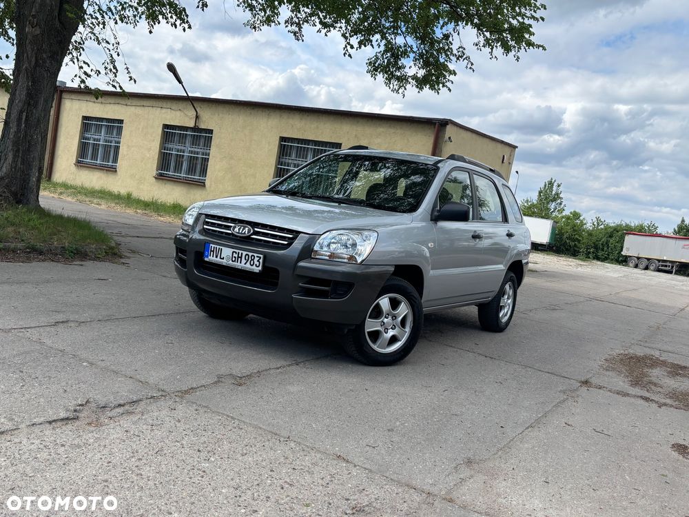 Kia Sportage 2.0 2WD Cup - 28