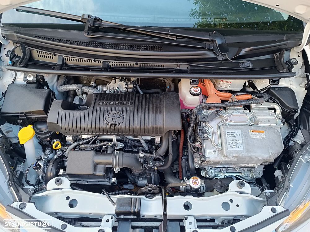 Toyota Yaris 1.5 HSD Comfort+P.Techno - 36